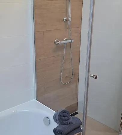 Traumhafte Auf 100 Quadratmetern Fuer 6 Pers Naehe Muenchen, Icm, Therme, Muc